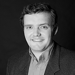 Ian Thomas, Valerio Dewalt Train Associates